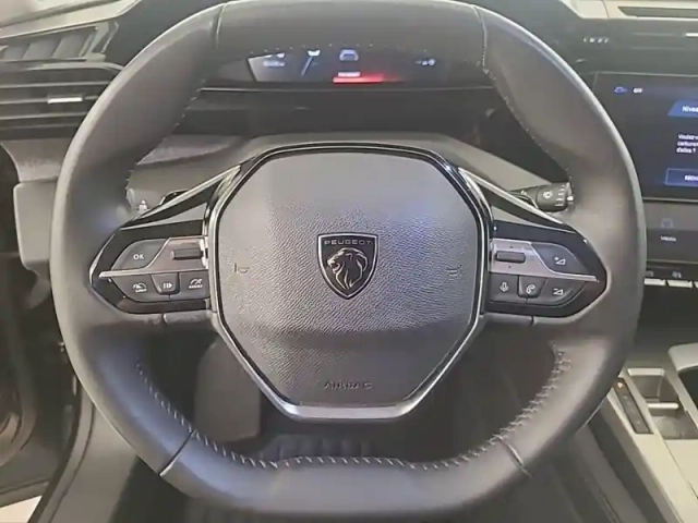 Peugeot 408 puretech 130 ch s&amp;s eat8 — photo 9