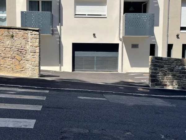 Parking 12 m²