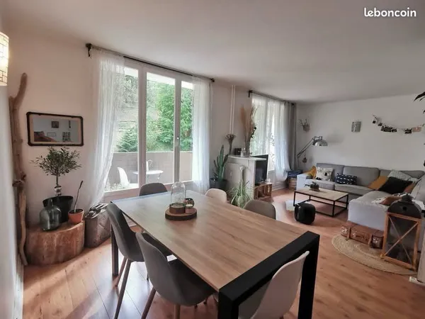 Appartement Oullins proche métro