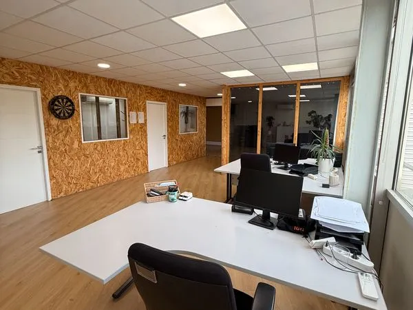 Bureaux équipés 100m² 8 postes tout inclus Toulouse