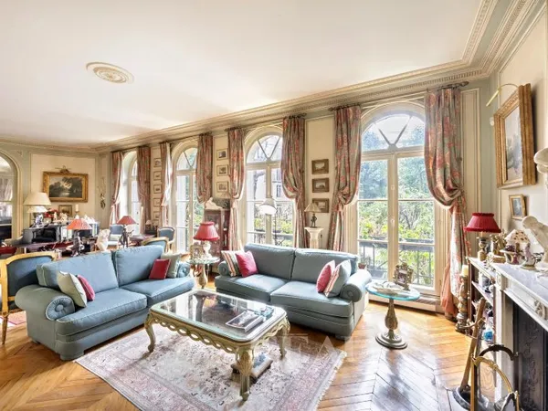 Paris XVIème - Ranelagh, Hôtel Particulier, caractère et volumes COUP DE COEUR