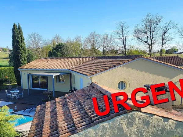 Urgent, Maison de plain-pied avec piscine, climatisation, pergola bio climatique et parc arboré