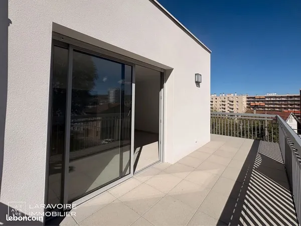 Appartement 4 pièces 81 m²