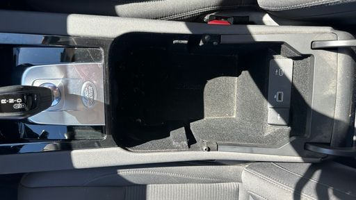 Land Rover Discovery Sport P300e 309 PHEV 4x4 BVA8 - Sport Mark Vi – 2021 – 120194 km – Hybride rechargeable – Boîte Automatique — photo 24