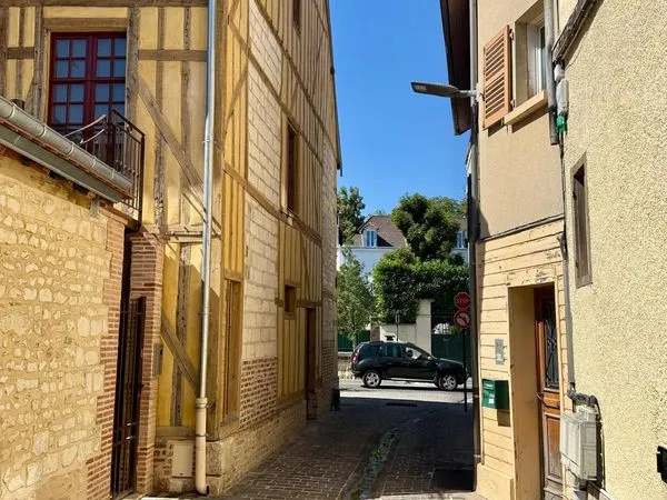 Appartement avec garage en ville