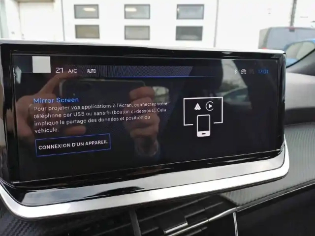 Peugeot 2008 hybrid 110 e-dcs6 — photo 59