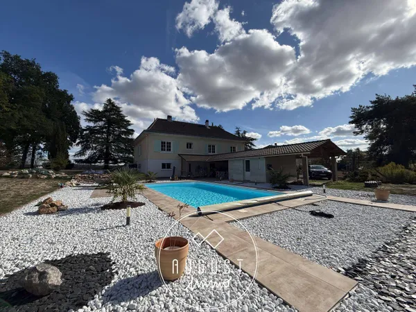 Maison 7 pièces 190 m²
