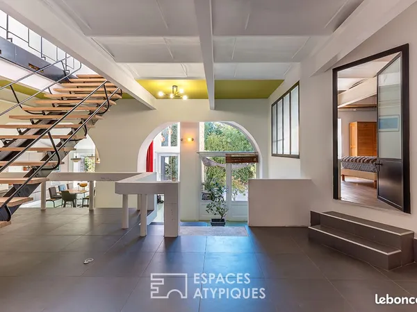 Loft 6 pièces 180 m²