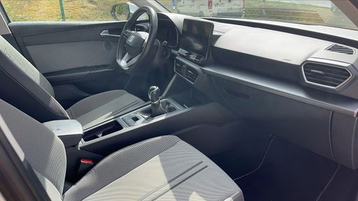 Seat Leon 1.0 TSI 110 - Business – 2022 – 63971 km – Essence – Boîte Manuelle — photo 23