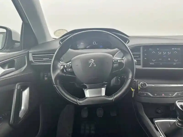 Peugeot 308 bluehdi 100ch s&amp;s bvm6 — photo 29