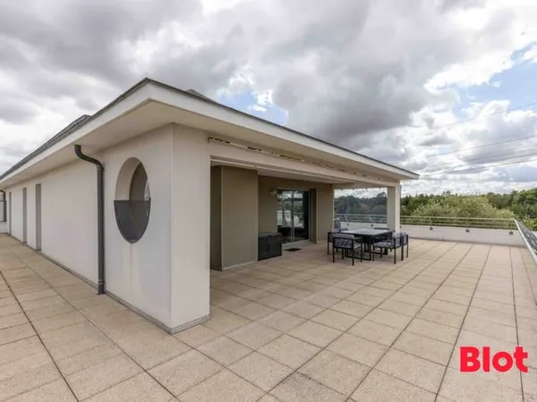 A VENDRE - Appartement T4 en attique avec terrasse exceptionnelle