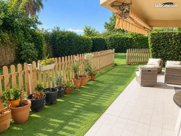 Appartement T3 avec grand jardin, à côté de la plage