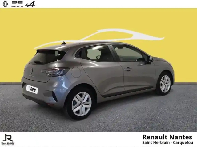 Renault Clio 1.5 dci 100ch evolution — photo 20