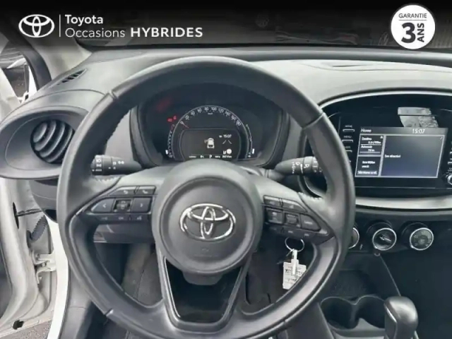 Toyota Aygo X 1.0 vvt-i 72ch dynamic s-cvt pack zen — photo 10