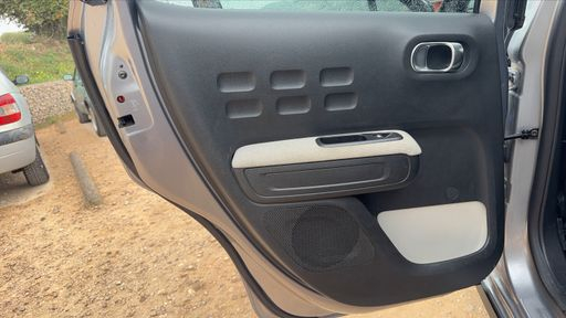 Citroen C3 1.2 PureTech 82 - Shine – 2019 – 56964 km – Essence – Boîte Manuelle — photo 16