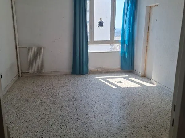 P2 de 47 m2 Quartier Pissevin Nîmes