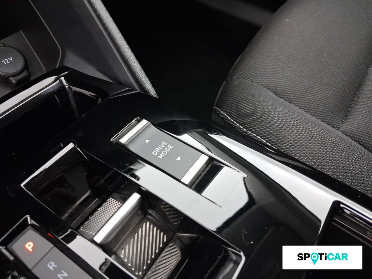 Citroën C4 1.2 hybride 145ch plus e-dcs6 — photo 18