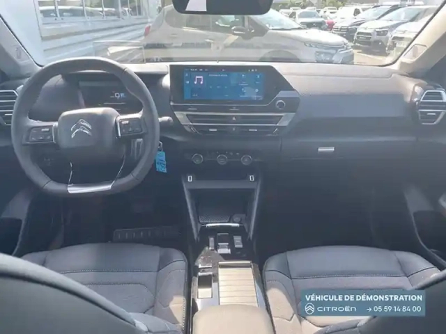 Citroën C4 e- 136 ch automatique — photo 7