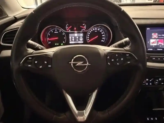 Opel Grandland X 1.2 turbo 130ch elite bva8 109g — photo 14