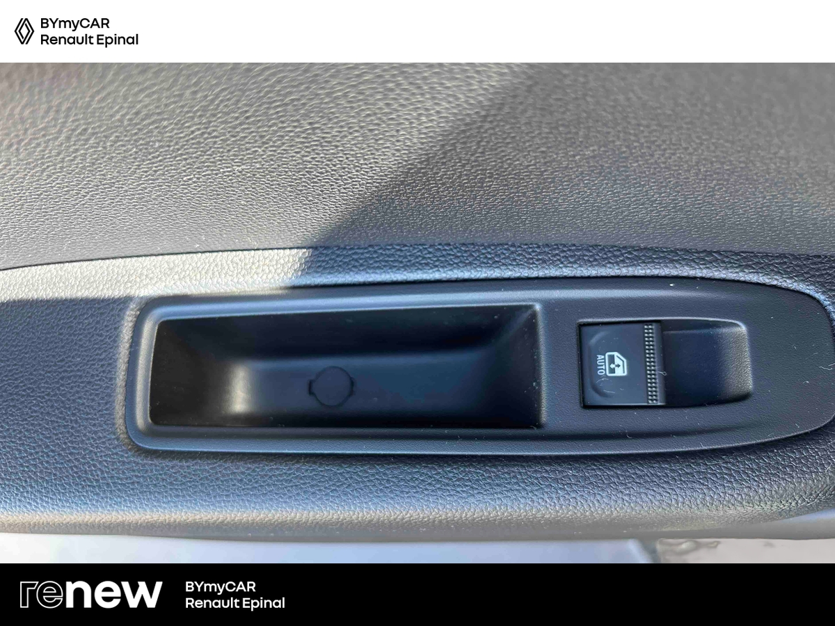 Renault Clio E-Tech full hybrid 145 ch GSR2 — photo 23