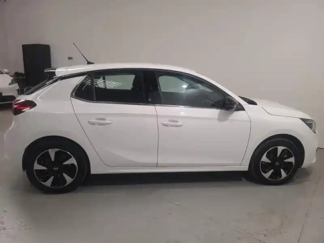 Opel Corsa -e 136ch elegance — photo 2