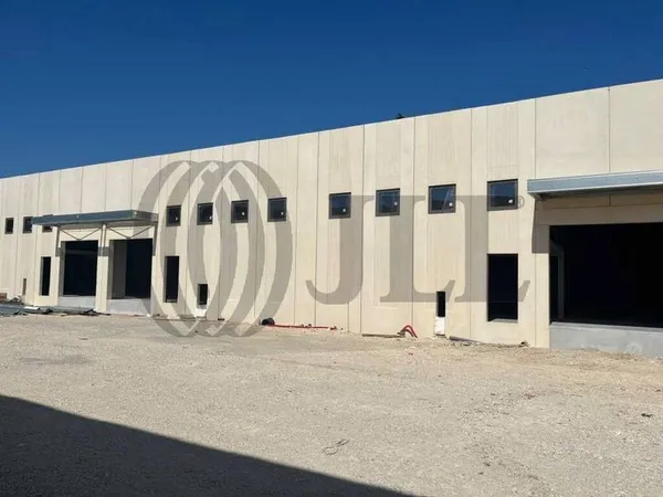 Local d'activité 1011 m²