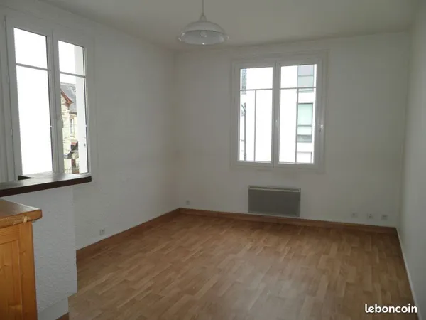 Studio 1 pièce 20 m²