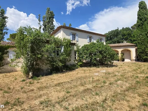 Maison 6 pièces 160 m²