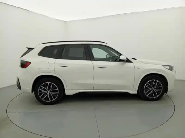 Bmw X1 sdrive18i 136ch m sport — photo 4