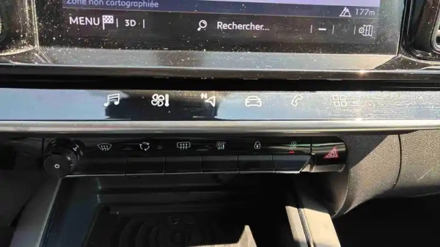 Citroën C5 Aircross puretech 130 s&amp;s eat8 — photo 17
