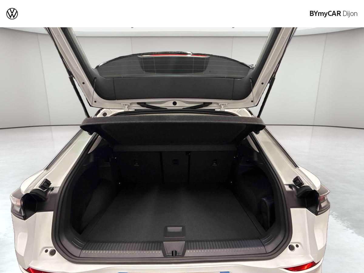 Volkswagen T-Roc 1.5 eTSI Hybrid 116 ch DSG7 — photo 14