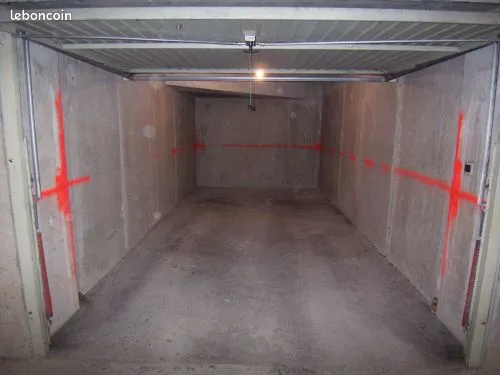 Location garage 19m² sect Grange Blanche
