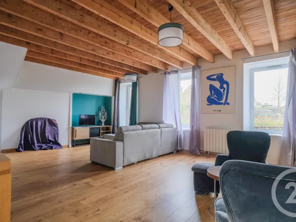 Maison 5 pièces 213 m²