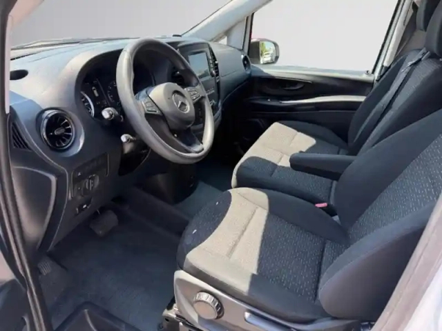Mercedes Vito 114 cdi fourgon long bva 9g-tr — photo 4