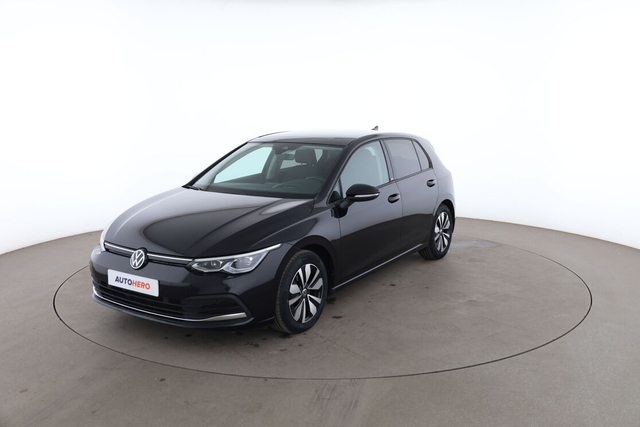 Volkswagen Golf VIII 2.0 TDI SCR DSG7