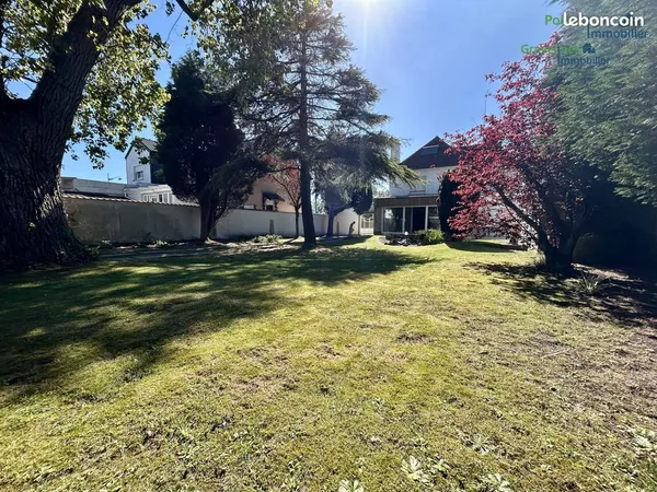 Maison 9 pièces 165 m²