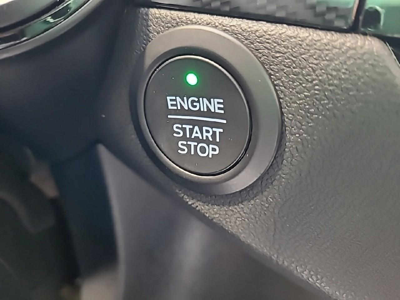 Ford Kuga 2.5 duratec 190 ch phev powershift st-line — photo 25