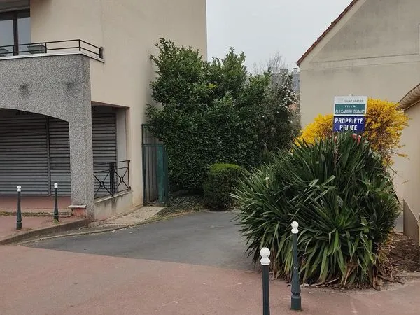 Location place parking sous-terrain gare Saint-Gratien