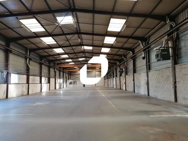 Local d'activité 2690 m²