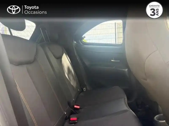 Toyota Aygo x 1.0 vvt-i 72ch air limited s-cvt — photo 7