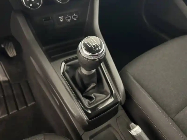 Renault Clio tce 90 — photo 11