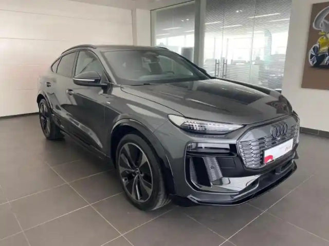 Audi Q6 E-Tron q6 sportback e-tron e-tron 306ch performance s line — photo 3