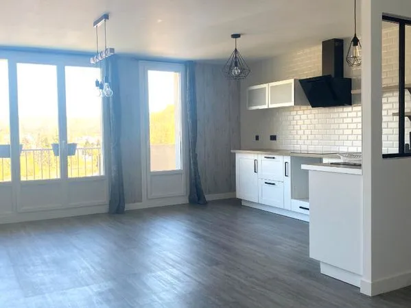 Triplex 4 pièces 103 m²
