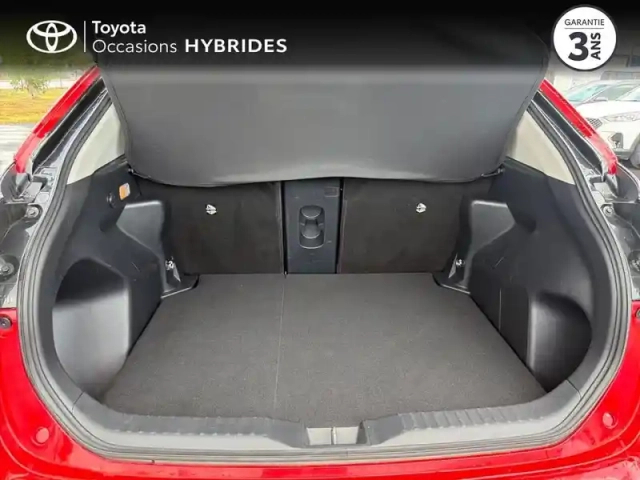 Toyota Yaris cross 130h collection mc24 — photo 10