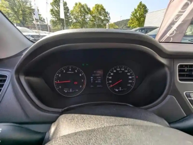 Hyundai I20 1.2 84ch intuitive — photo 12