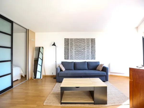 Loue T2 Meublé 40m² à Cergy Préfecture (Essec) - Idéal pour Étudiants | Jeunes Professionnels