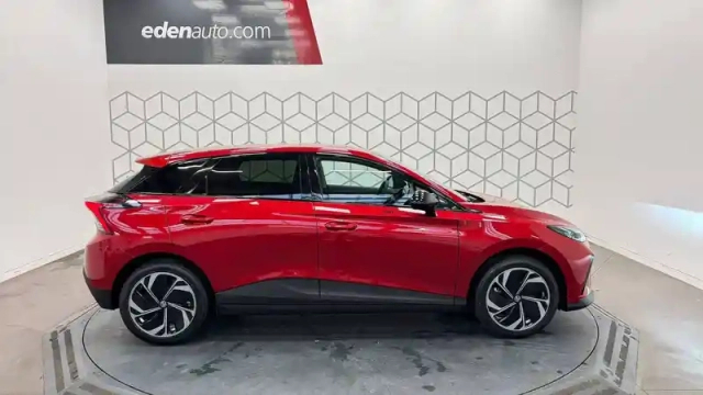 Mg Mg4 ev 64kwh - 140 kw — photo 19