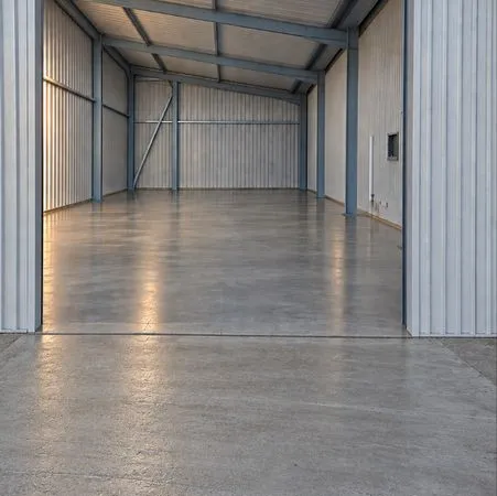 Hangar neuf 160 m2
