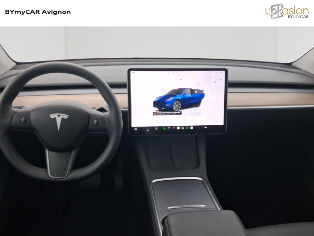 Tesla MODEL Y Standard RWD — photo 10