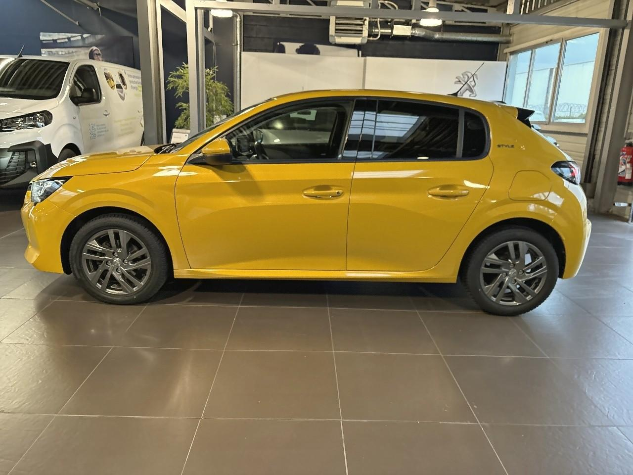 Peugeot 208 puretech 75 s&s bvm5 style — photo 4